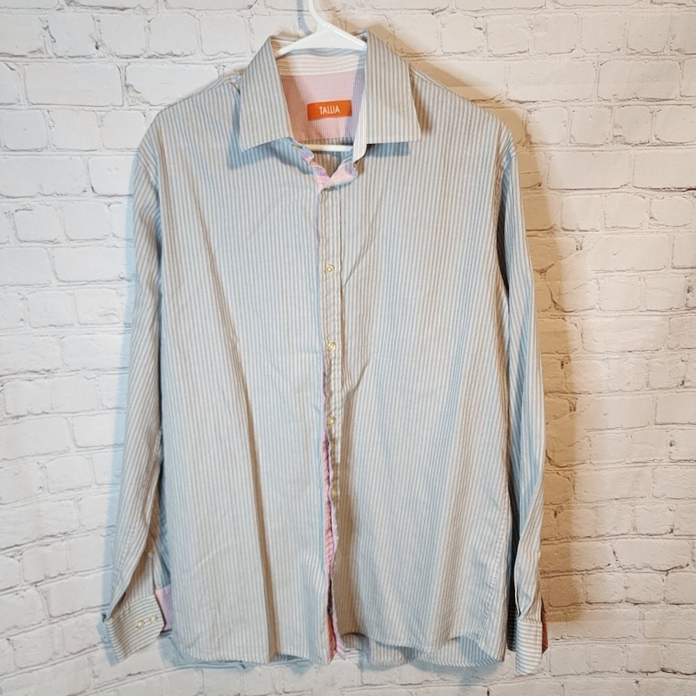 Men's Tallia longsleeve button-down shirt, size Medium